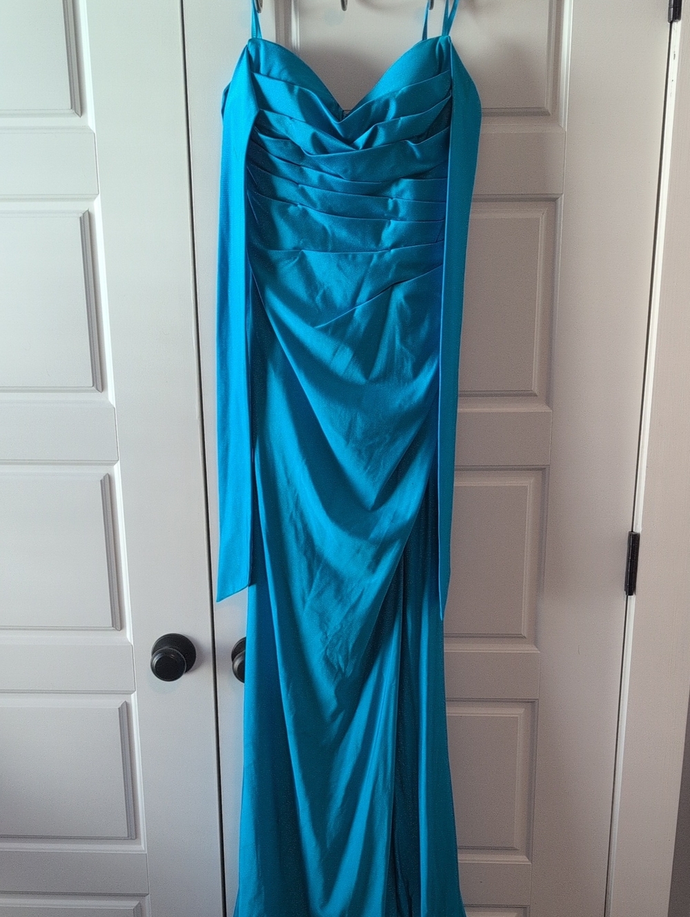 Elegant Teal Blue Evening Gown - Women's Dress